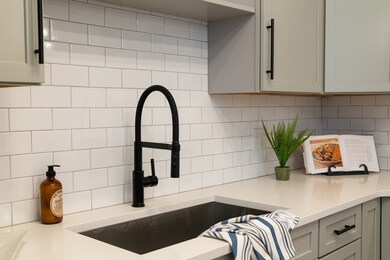 559 Summer St unit 1, Lynn, MA 01905 - photo 7