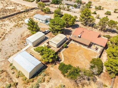 45050 43rd St E, Lancaster, CA 93535 - photo 4