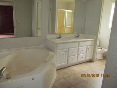 515 Stagecoach Dr W, Macon, GA 31211 - photo 5