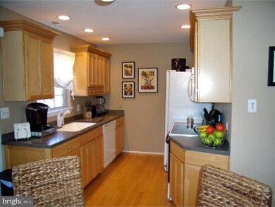 15 Parkview Cir, Southampton, PA 18966 - photo 3