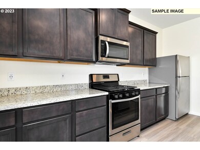 4236 SW Royal Ave, Gresham, OR 97080 - photo 6