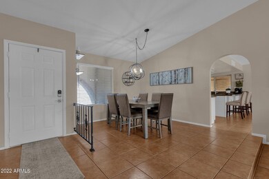 5-web-or-mls-1226-w-barrow-dr