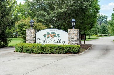 354 Tyler Way, Scott Depot, WV 25560 - photo 5