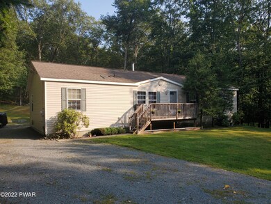 115 Lakeview Cir, Hawley, PA 18428 - photo 4