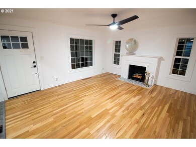 1335 Laurel St, Lake Oswego, OR 97034 - photo 5