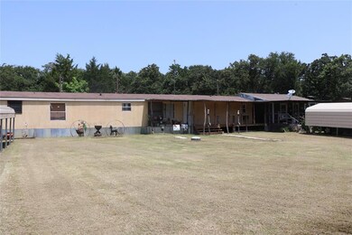 4700 Cedar Ln, Cleburne, TX 76031 - photo 4