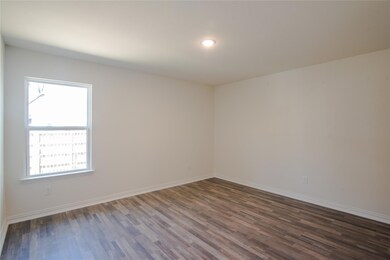 808 Poplar St, Bonham, TX 75418 - photo 6