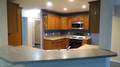 187 Fox Ridge Park Dr, Greeley, PA 18425 - photo 7