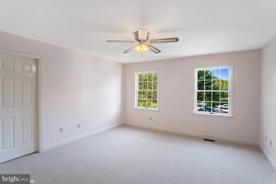 405 Wren Ln, Kennett Square, PA 19348 - photo 3