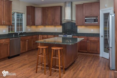 2872 Morgan Loop Anchorage AK-large-015-