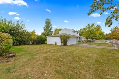 33432 Balmoral St, Westland, MI 48185 - photo 5