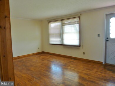 2122 Apple Pie Ridge Rd, Winchester, VA 22603 - photo 5