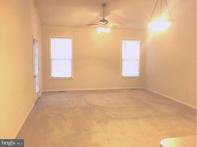 14103 Shelby Cir, Hagerstown, MD 21740 - photo 4