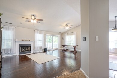 9588 Meeting St, Fishers, IN 46038 - photo 7