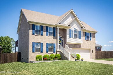 333 Misty Brooke Dr, Mount Washington, KY 40047 - photo 2