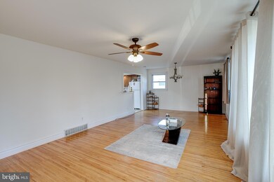 624 Glover Dr, Runnemede, NJ 08078 - photo 5