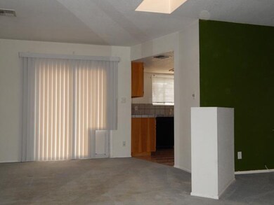 3203 Tardito Ln, Rosamond, CA 93560 - photo 4