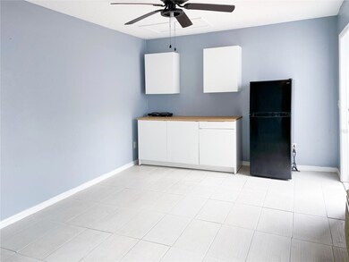 564 Orchid Dr unit B, Davenport, FL 33837 - photo 3