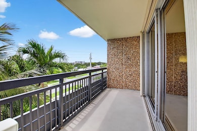 Starlite Condo unit 4230, Boca Raton, FL 33432 - photo 7