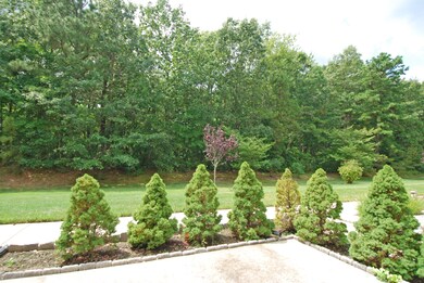 53 Phoenix Ct, Tinton Falls, NJ 07712 - photo 7