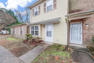 1 Penn Cir unit B, Newport News, VA 23606 - photo 3