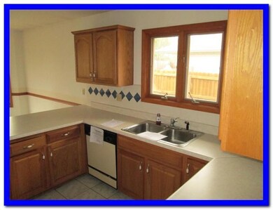 215 Shady Acres Cir, Nixa, MO 65714 - photo 4