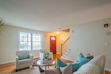 17 Rebecca Ln unit 17, Dracut, MA 01826 - photo 5