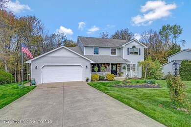 205 Autumn Dr, Moscow, PA 18444 - photo 2