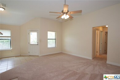 2001 Stonehaven, San Marcos, TX 78666 - photo 7