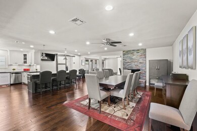 1034 Candlelight Ln, Houston, TX 77018 - photo 4