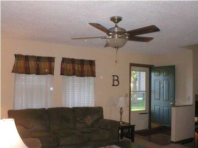 Spacious & Inviting main floor living room