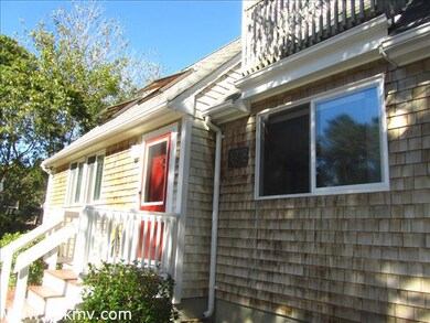 5 Vickers St, Edgartown, MA 02539 - photo 4