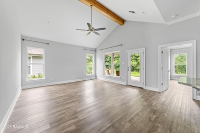 147 Gable Crest-25