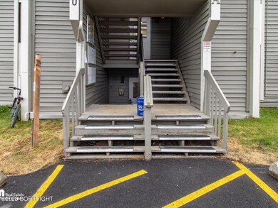 02-Stairs_IMG_6626