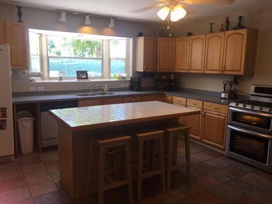 6th ct kitchen