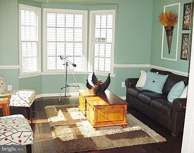 23014 Caterham Dr, Ashburn, VA 20148 - photo 5