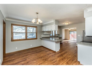 101 31st St SW, Cedar Rapids, IA 52404 - photo 6