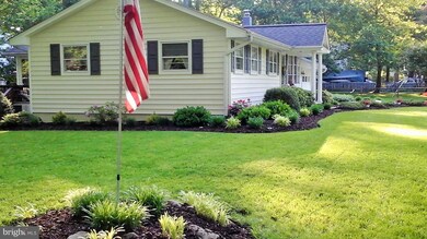 302 Edgemere Dr, Annapolis, MD 21403 - photo 3