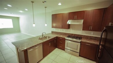 1578 W Artesia Square unit E, Gardena, CA 90248 - photo 3