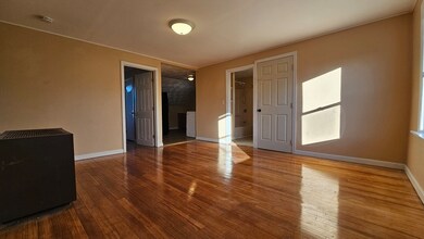 558 Third St unit 3, Fall River, MA 02721 - photo 4