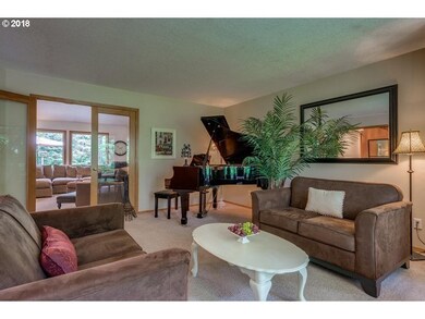 9990 NE Trillium Ln, Newberg, OR 97132 - photo 7