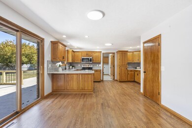 510 N Ellen St, Nixa, MO 65714 - photo 6