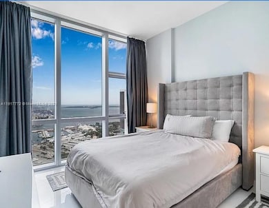 Paramount at Miami Worldcenter unit 3909, Miami, FL 33132 - photo 6