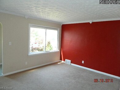 16705 Raymond St, Maple Heights, OH 44137 - photo 2