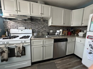 18 Colony Rd, West Springfield, MA 01089 - photo 4