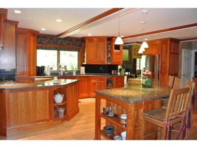 46 Cathedral Cir, Nashua, NH 03063 - photo 5