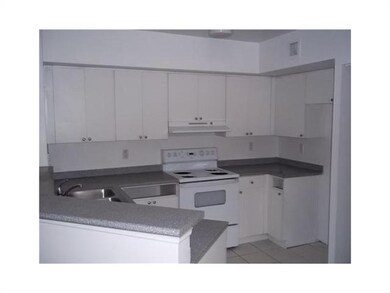 17602 NW 25 Ave unit 209, Miami, FL 33161 - photo 5