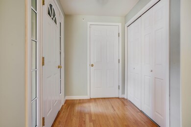 38 Overlook Cir, Hudson, NH 03051 - photo 4