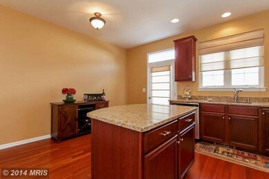 42598 Pine Forest Dr, Chantilly, VA 20152 - photo 6