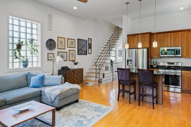 1025 N Honore St unit 3, Chicago, IL 60622 - photo 2